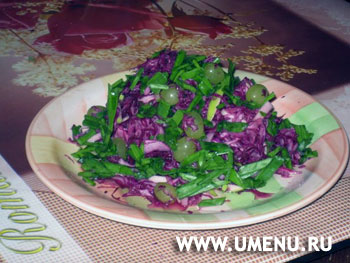 Салат из краснокочанной капусты