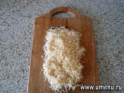 Свинина, фаршированная сыром и зеленью