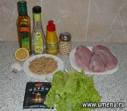 Салат с куриным филе и кедровыми орешками