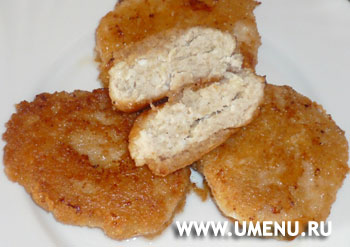 Куриные котлеты, жаренные с сыром