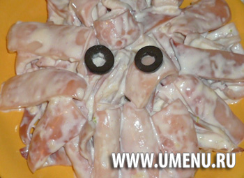 Кальмары жареные с чесноком
